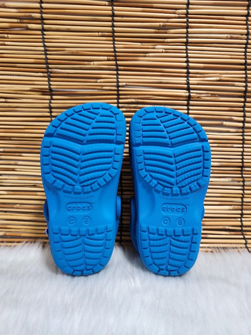 C8- Preloved Original Crocs for kids (Category: Babies & Kids Fashion) located in Navotas City. Submitted by FluffyFeet (Listing ID 1462867765, Image 3). Description: NEW ARRIVAL❗️ This is a PRELOVED ORIGINAL CROCS FOR KIDS❗️ Please manage your expectations ❤️ 📌Strictly MINE NOW, PAY NOW ONLY❗️ (Unless suki na po na maayos kausap at iwas cancellation) 📌You may ask for other photos before placing an order/s STRICTLY NO RETURN, NO EXCHANGE UNLESS