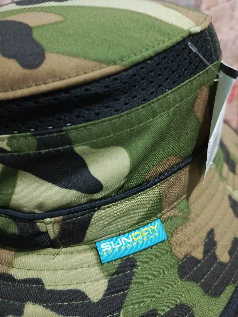 Camo camouflage army bucket hat medium (Category: Caps & Hats) located in Valenzuela. Submitted by shs.by.marc (Listing ID 1462701769, Image 3). Description: Location : Karuhatan Valenzuela.