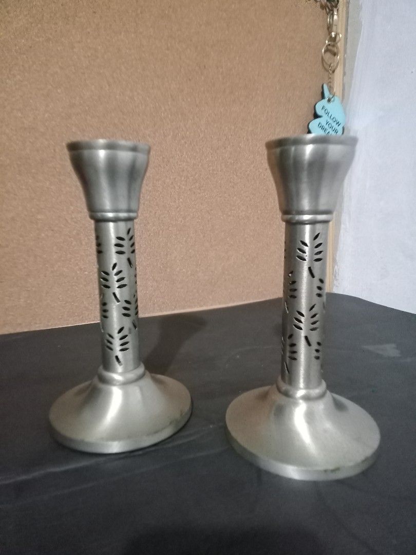 Vintage Candle holder (Category: Vintage Collectibles) located in Makati City. Submitted by pardsroman (Listing ID 1462711822, Image 2). Description: di Ako sure sa material 2pcs for 1500 MOP via BPI or gcash payment first before delivery no return no exchange. shipping at buyers expense.