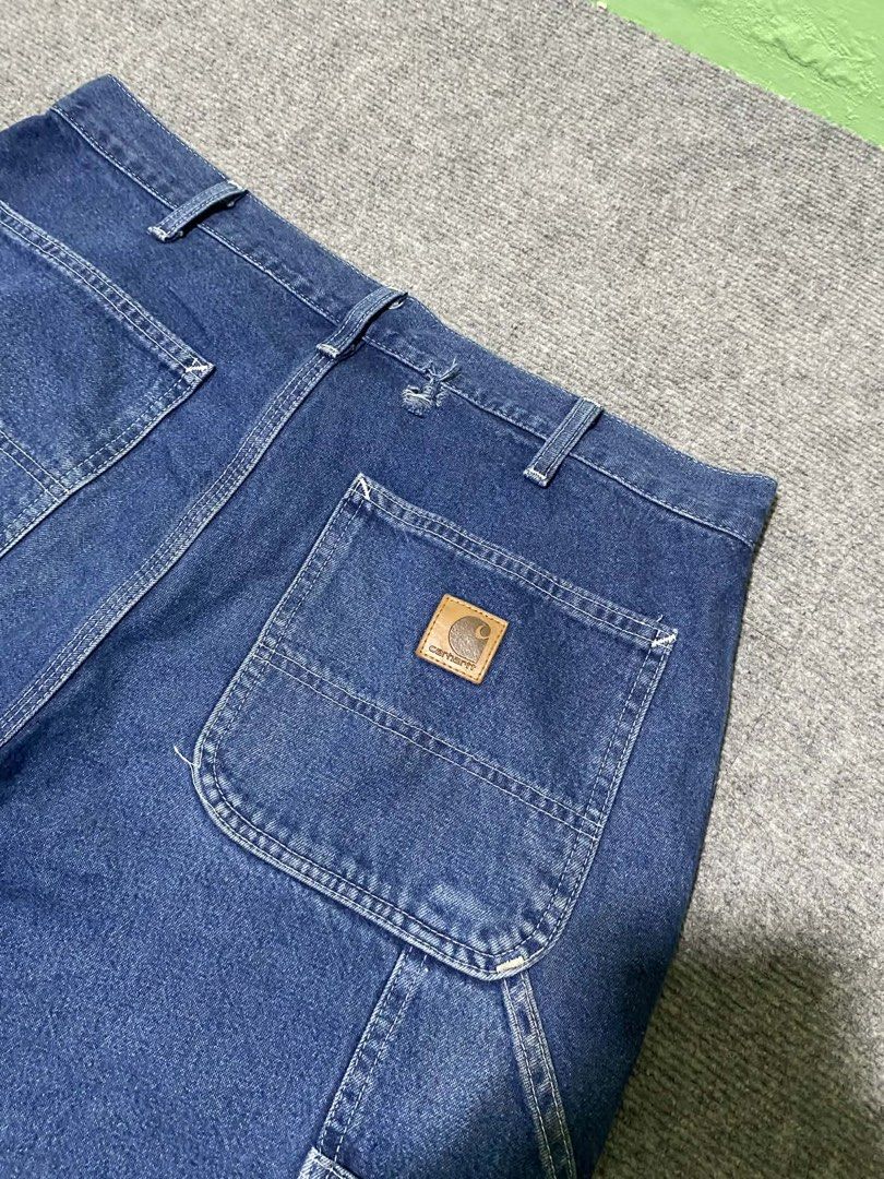 Carhartt B13 DST CARPENTER PANTS (Category: Jeans) located in Santa Rosa. Submitted by cenchpro (Listing ID 1462699586, Image 3). Description: B13 DST 35x39x9.5 (denim) Good Condition Issue: Sign of Usage and Distressed (patched na ung hole sa likod na part) .