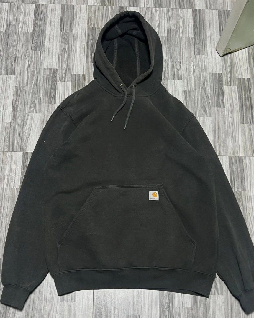 Carhartt Brown Hoodie (Category: Hoodies) located in Manila. Submitted by vintaurafindsco. (Listing ID 1462795128, Image 1). Description: - Classic Carhartt hoodie in dark brown - Iconic Carhartt logo patch on chest pocket - Features drawstring hood - Convenient front pouch pocket - Perfect for everyday wear.