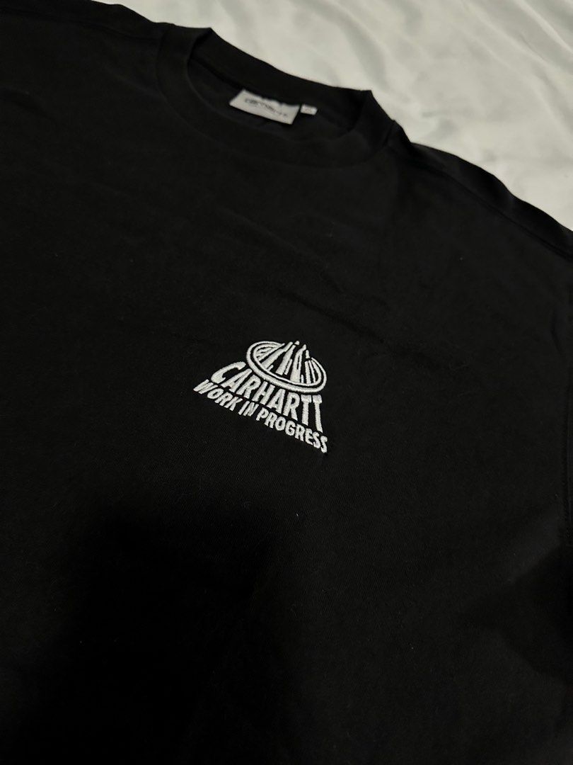 Carhartt Tshirt (Category: Tshirts & Polo Shirts ) located in Manila. Submitted by specsphmnl (Listing ID 1462788853, Image 2). Description: Carhartt WIP Tshirt S/S City Logo 100% Original and Pre-owned In very good condition (personal used, not thrifted) XXL (24x32 inches) ₱1,350 Meet up Locations: -Carlos Palanca St., Legaspi Village, Makati -Diokno Blvd., Pasay City near GSIS Building .