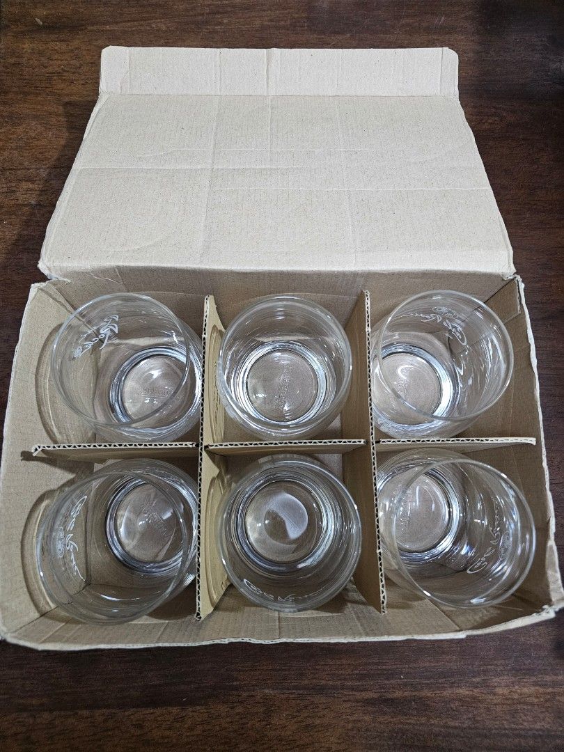 SALE❗CARLO ROSSI Rock Glasses - 6 pcs (Category: Dinnerware & Cutlery) located in Quezon City. Submitted by senyoramaria (Listing ID 1462881013, Image 3). Description: CARLO ROSSI Rounded glasses with back to back logo / print. Can be used for wide range of drinks - wine, whisky, cocktails, juice etc. 2.6 inches rim diameter 4 inches tall 6 pcs per box 2 boxes available *Damaged lang ung box nung isa. Php1200❗.