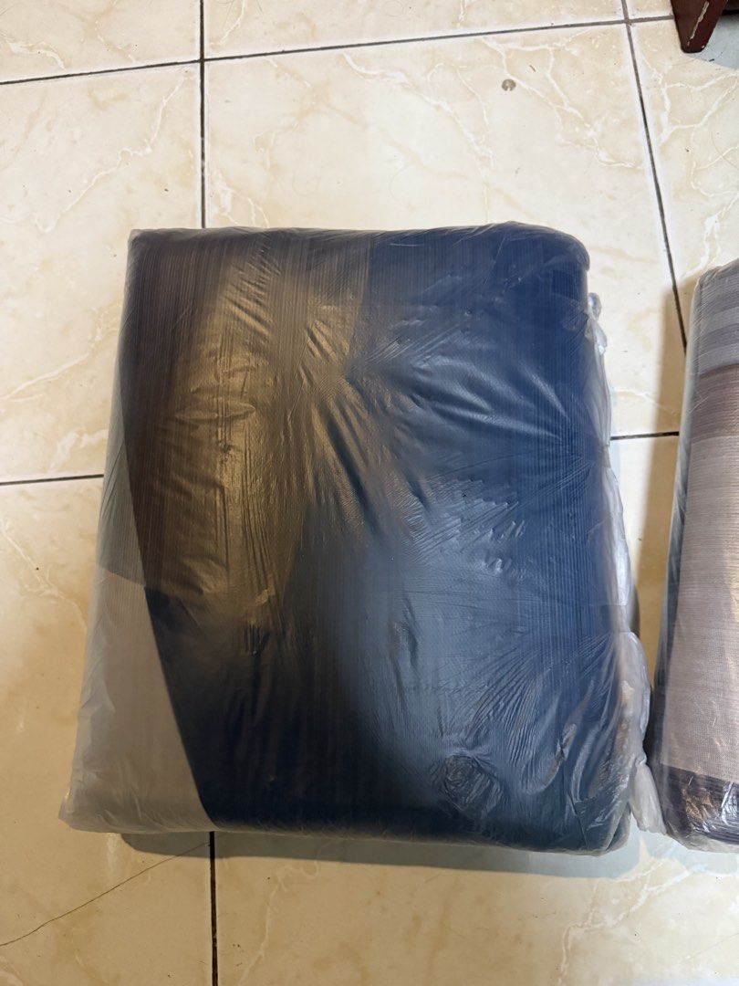 Carpets for Sale (Category: Carpets, Mats & Flooring) located in Manila. Submitted by sarj09732 (Listing ID 1462846679, Image 3). Description: Nabili sa orange app. Minsan lang nagamit. Bagong laba din.