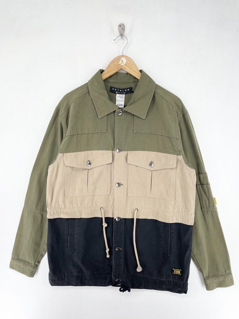 Catalog Color Block Utility Jacket (Category: Coats, Jackets and Outerwear) located in Mandaluyong City. Submitted by armrhts (Listing ID 1462749836, Image 1). Description: Size: Medium Dimensions(inches) •Width: 22" •Length: 31" •Pit to Cuff: 22" Issue/s: -Swipe detailed Pics.