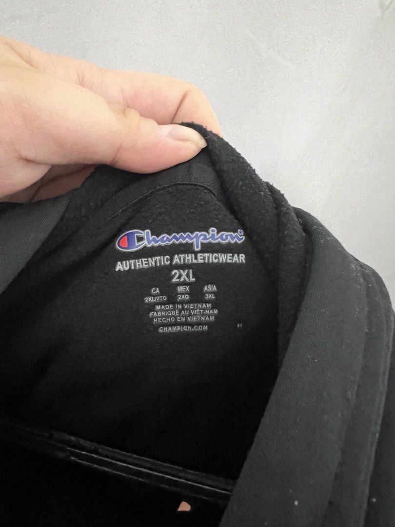 Champion Athlete Hoodie (Category: Coats, Jackets and Outerwear) located in Manila. Submitted by ricbuyandsell (Listing ID 1462837988, Image 2). Description: .