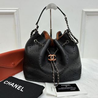 （分類：）位於 。 由 jp_luxury 提交（商品編號 1462135986，圖片 1）。簡介： 。