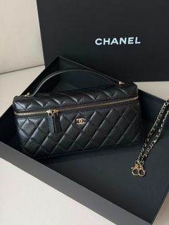 (Category: ) located in . Submitted by thewomanbehindthebrand (Listing ID 1462783492, Image 1). Description: .