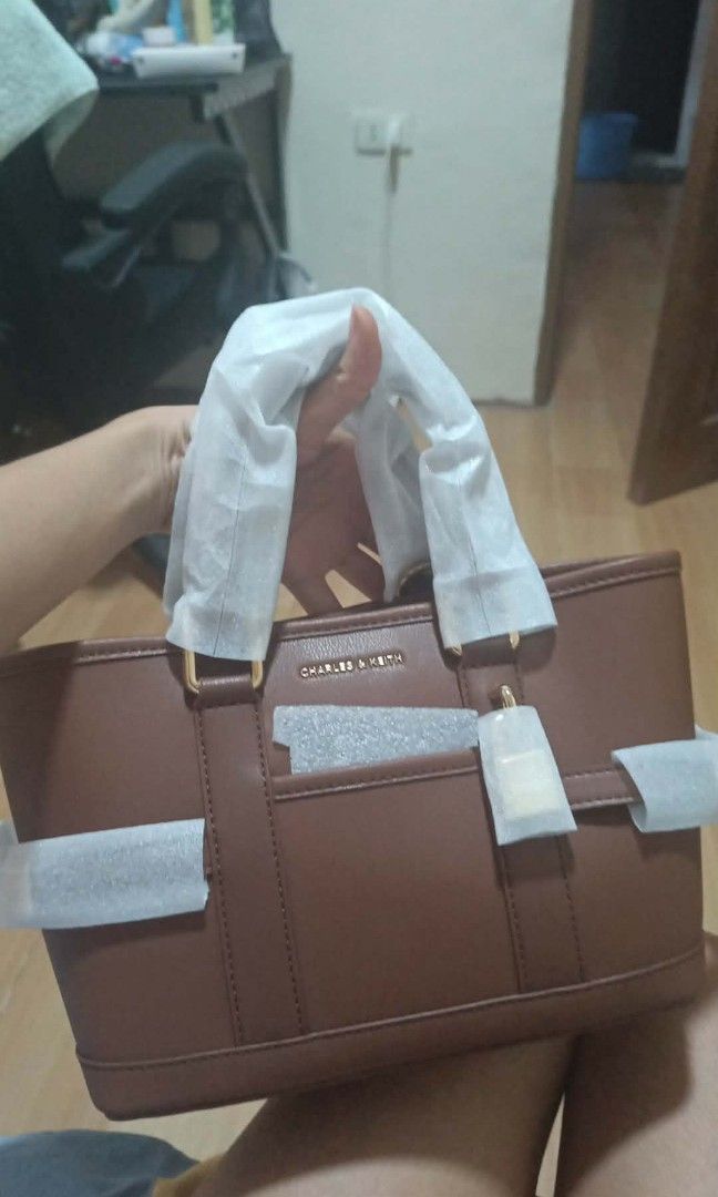 Charles & Keith (Category: Luxury Bags & Wallets) located in Manila. Submitted by wisefire.7687ba (Listing ID 1462769992, Image 2). Description: brand new and complete with paper bag and dust bag. with receipt buy it at glorietta.