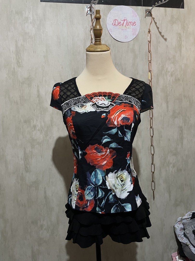 Chinese Foral Top (Category: Blouses) located in Manila. Submitted by willowchie29 (Listing ID 1462871058, Image 1). Description: .