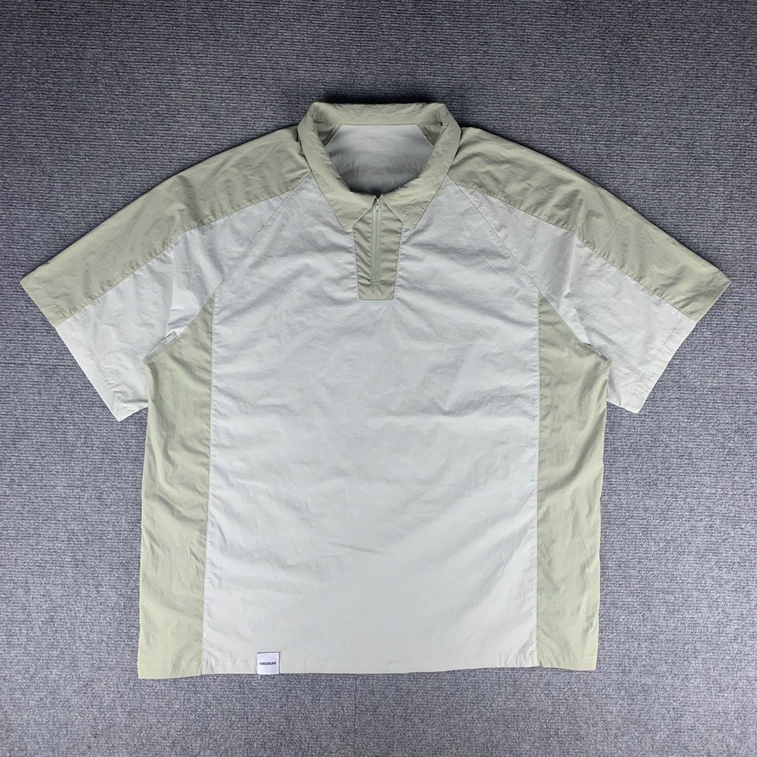 CHOCOOLATE Oversized Colorblock Half Zip Polo Shirt (Category: Tshirts & Polo Shirts ) located in Baguio. Submitted by vintage_lurker (Listing ID 1462860670, Image 1). Description: Size on tag: XL Width: 26.5” Length: 30” Issue/s: none Mine: 590 + Shipping fee 📍Payment first policy. no COD or COP 📍All items Washed and Sanitized 🧼 Shoot your offer. I’m all ears‼️ OTHER DETAILS: - Brand: CHOCOOLATE - Style: Short sleeve polo shirt - Design: Colo