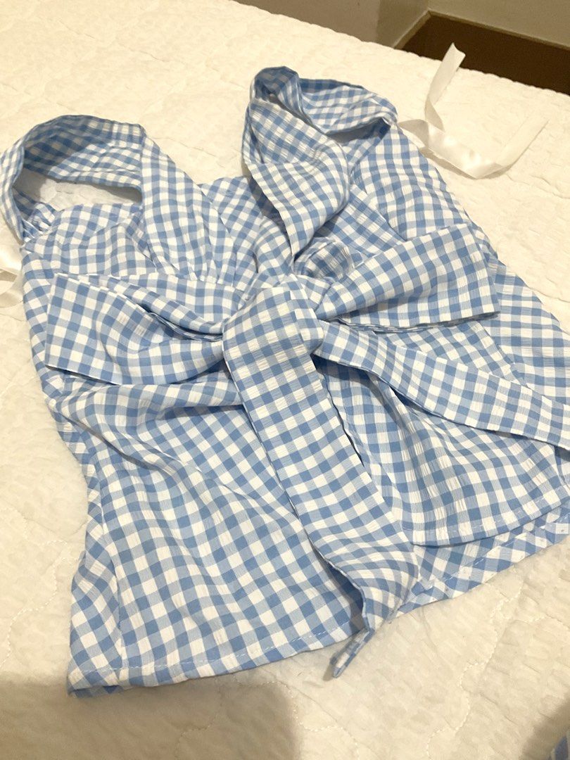 CIDER blue striped top (Category: Sleeveless) located in Manila. Submitted by cessk (Listing ID 1462691671, Image 3). Description: Worn a few times Message me for more details Fixed price:).