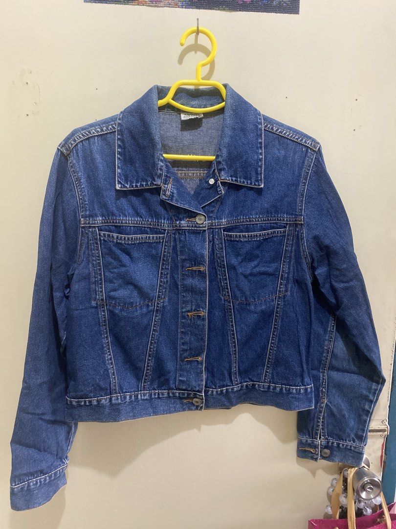 Classic Blue Denim Jacket (Category: Coats, Jackets and Outerwear) located in Pasig City. Submitted by alaineeeee (Listing ID 1462764566, Image 1). Description: - Classic blue denim jacket - Button-up front - Two chest pockets - Nice denim wash - Perfect for layering - Versatile wardrobe staple.