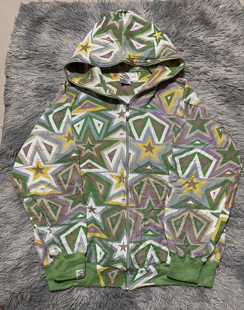 CLH full zip hoodie (Category: Coats, Jackets and Outerwear) located in Malaybalay. Submitted by marjurielo67547 (Listing ID 1462749694, Image 1). Description: .