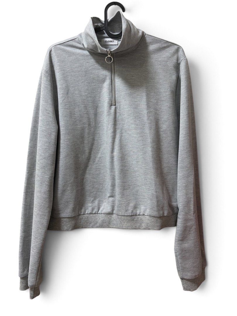 CLOSET Sweat Half-Zip Pullover (Category: Coats, Jackets and Outerwear) located in Santol. Submitted by lululane (Listing ID 1462851132, Image 1). Description: Xs-M.