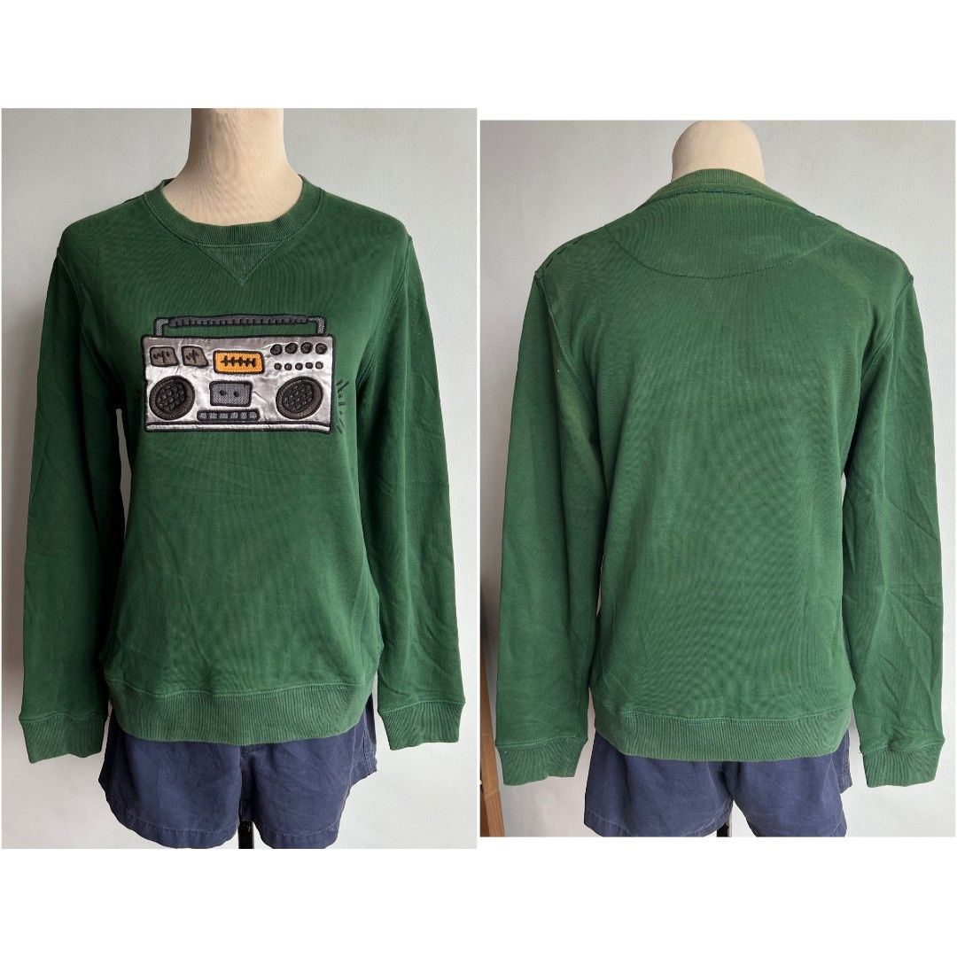 Coach Boombox Sweatshirt Jacket sweater pullover men's (Category: Coats, Jackets and Outerwear) located in Quezon City. Submitted by rosepam (Listing ID 1462689238, Image 2). Description: Coach x Keith Haring Retro Stereo Boombox Embroidered Sweatshirt Size on tag: S *some fade lines sa back (due to fold/storage) aside from that, it's still nice, like new. FIX PRICE Measurements posted for reference Wash before wearing (stored item).
