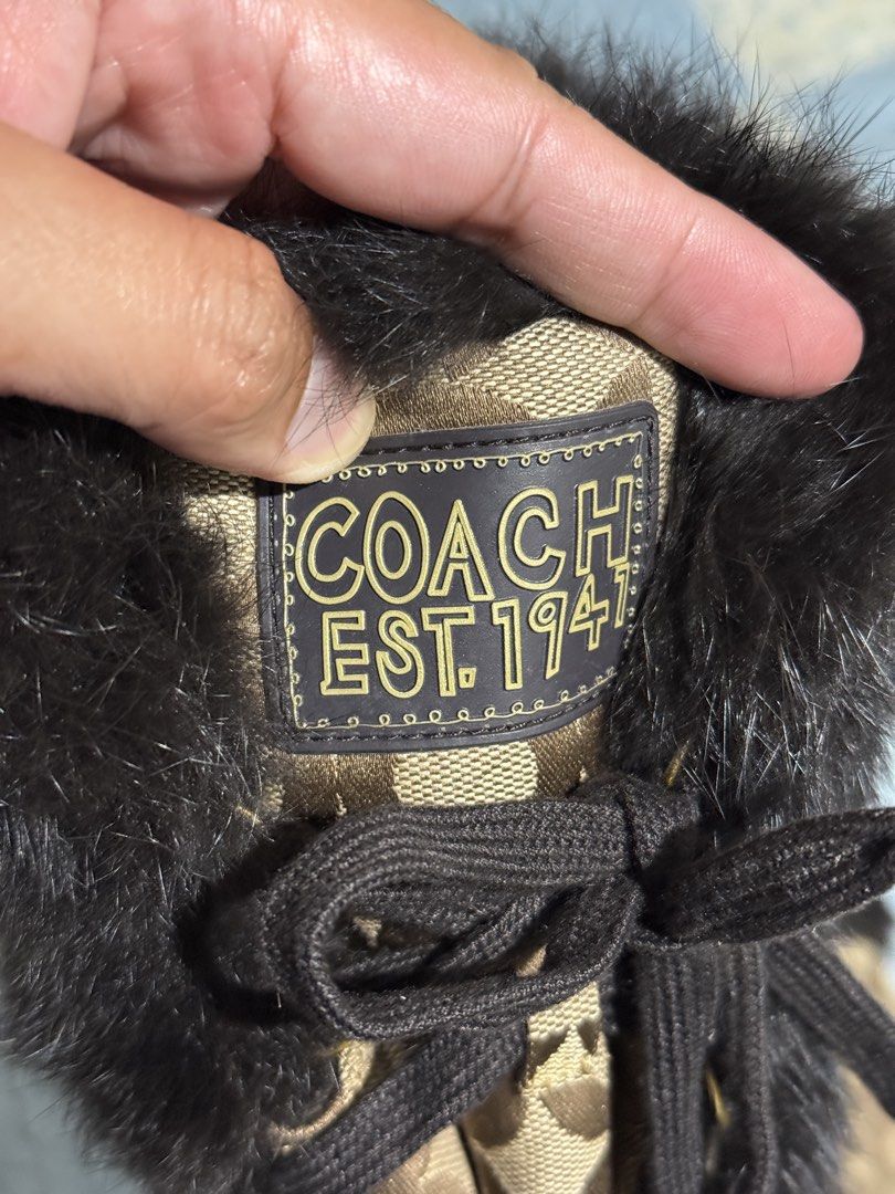 Coach Jennie Fur boots (Category: Boots) located in Manolo Fortich. Submitted by thriftacktoe34 (Listing ID 1462793953, Image 3). Description: Excellent condition Size 5 1/2 35-36 EU Issue: sole seps kaya pa mareglue FREE shipping fee.