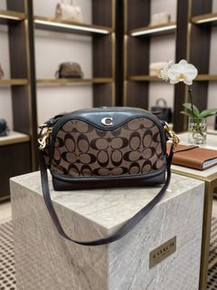 (Kategori: ) berada di . Dikirim oleh monacorner (ID iklan 1462840698, Gambar 1). Deskripsi: .