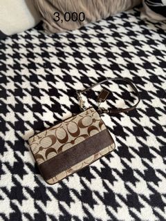 (Category: ) located in . Submitted by bagsistersph (Listing ID 1462776601, Image 1). Description: .