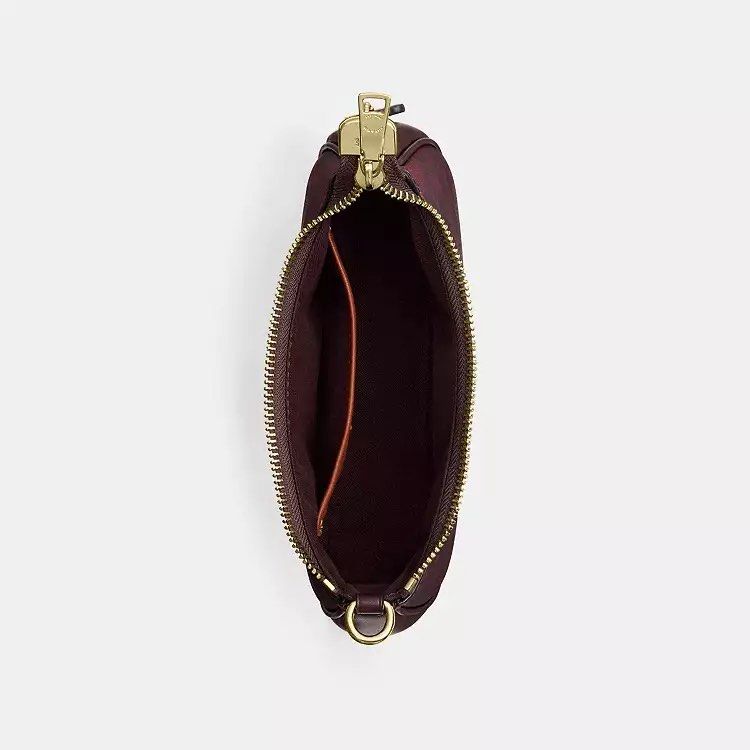 Coach Teri Mini Shoulder Bag in Black Currant 💖 (Category: Cross-body Bags) located in Manila. Submitted by the.real.love.elle (Listing ID 1462683562, Image 3). Description: ✈️ 2-6 weeks ETA 🚢 2-3 months ETA 🛒 Pre order 💌 DM for inquiries and orders Love, Elle is not affiliated with the brands mentioned. All rights and trademarks are the property of their respective owners. No sponsorship, endorsement, or property infringement is intended; al