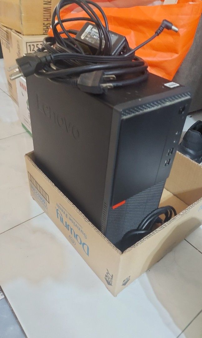Computer for sale (Category: Desktops) located in Marikina City. Submitted by denniztrillion (Listing ID 1462730838, Image 1). Description: For sale: lenovo thinkcentre i5 7500 radeon hd 6570 2x8gb ddr4 windows 10 AOC monitor & keyboard slightly negotiable legarda/marikina area.