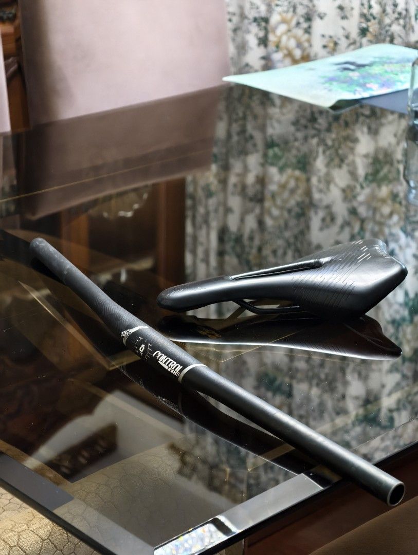Controltech Lynx Flat Top Bar 31.8mm & Controltech Lynx Saddle (145mm width) (Category: Bicycles) located in Quezon City. Submitted by zacgabriel2 (Listing ID 1462718418, Image 1). Description: Controltech Lynx Flat Top Bar 31.8mm Price if separate: 1300 Details: • Lightweight. • Made for: Trail and enduro. • Material: 6061 aluminum. • Backsweep: 9º. • Clamp Diameter: 31.8mm. • Clamp marks only. Controltech Lynx Saddle (145mm width) Price if sepa