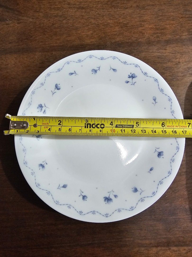 CORELLE Blue Elegance Cake Plates - 5 pcs (Category: Dinnerware & Cutlery) located in Quezon City. Submitted by senyoramaria (Listing ID 1462792310, Image 3). Description: CORELLE Blue Elegance Cake Plates 6.75 inches in diameter Set of 5 2 sets available 3k for take all (10 pcs) Can pass as brandnew. No box..