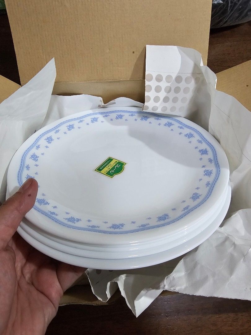 SALE❗CORELLE Morning Blue Salad Plates - 5 pcs (Category: Dinnerware & Cutlery) located in Quezon City. Submitted by senyoramaria (Listing ID 1462783017, Image 1). Description: CORELLE Morning Blue Salad or Luncheon Plates 8.5 inches in diameter Selling as set. 5 pcs Brandnew with box. Php2000❗.