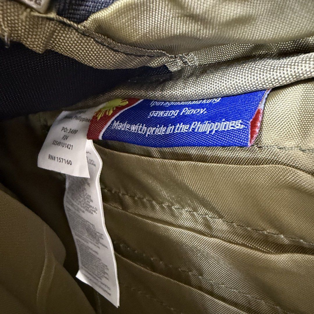 Cotopaxi Tarsa 18 (Category: Backpacks) located in Romblon. Submitted by thriftmc (Listing ID 1462830077, Image 3). Description: Cotopaxi Tarsa 18 Liters No issue.