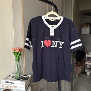 (Category: ) located in . Submitted by on-trendfinds (Listing ID 1462735371, Image 1). Description: .