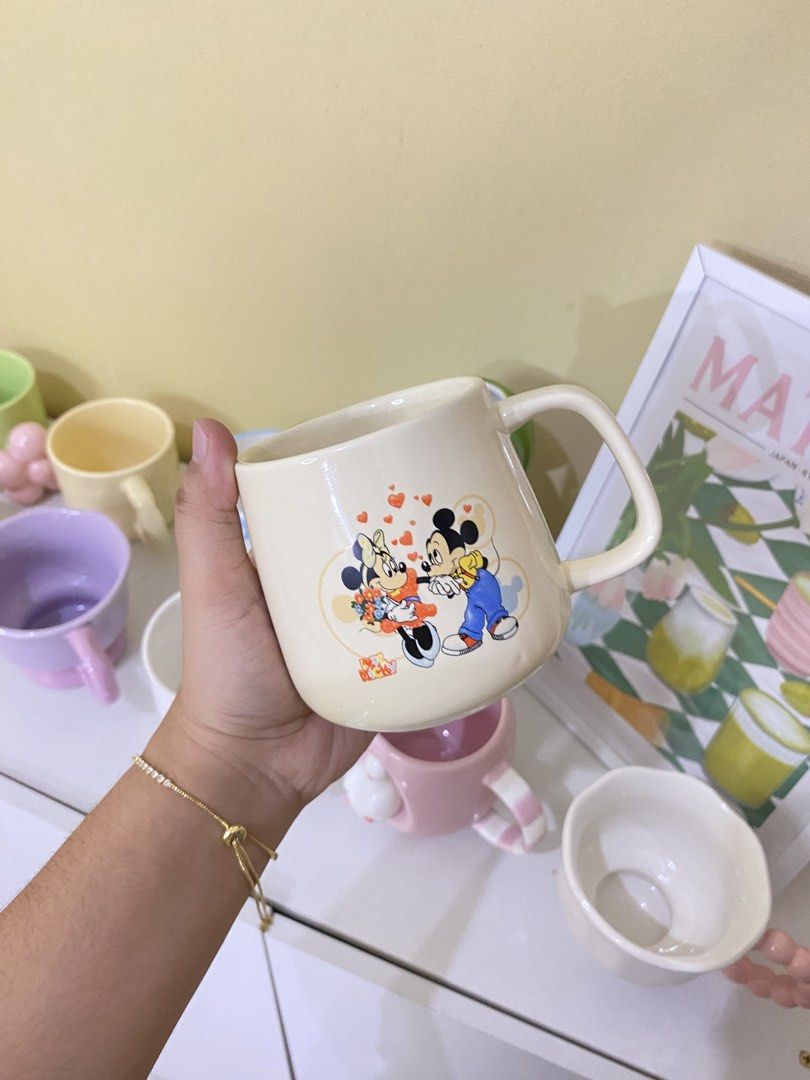 CUTE MICKEY MOUSE MUG (Category: Coffee & Tea Tableware) located in Dasmarinas. Submitted by hannah.oakph (Listing ID 1462766787, Image 1). Description: .