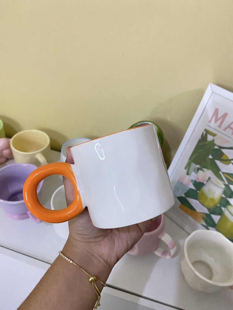 CUTE ORANGE LOTSO MUG (Category: Coffee & Tea Tableware) located in Dasmarinas. Submitted by hannah.oakph (Listing ID 1462766243, Image 2). Description: .