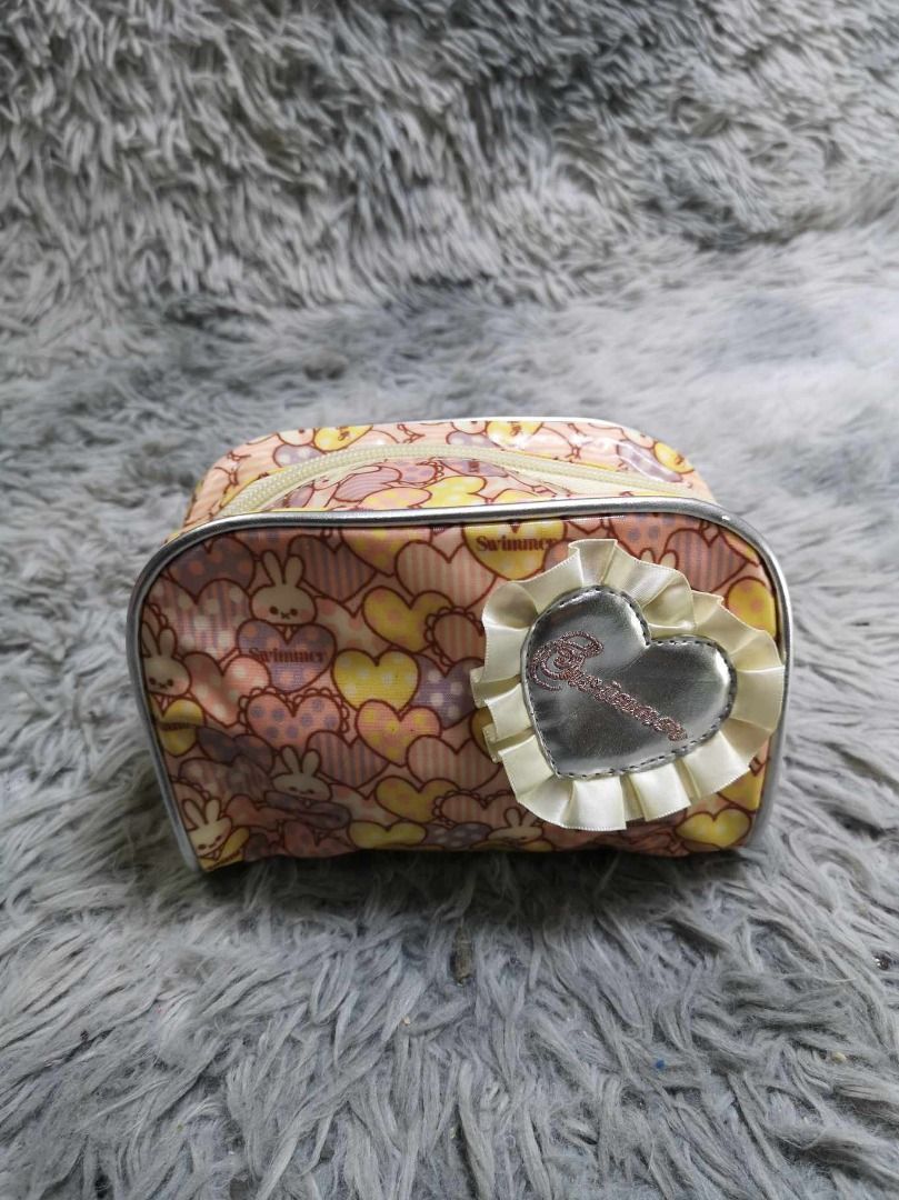 Cute Prints Zipper Closure Cosmetic Pouch (Category: Purses & Pouches) located in Santa Cruz. Submitted by jmy_surplus.2 (Listing ID 1462684546, Image 1). Description: Size ; L - 5.7 W - 6.6 Color ; Yellow , Peach Type ; Cosmetic Pouch Brand ; No brand Material ; Nylon Style ; Zipper Closure Cosmetic Pouch LR 129 JMY 4 Batch #222.