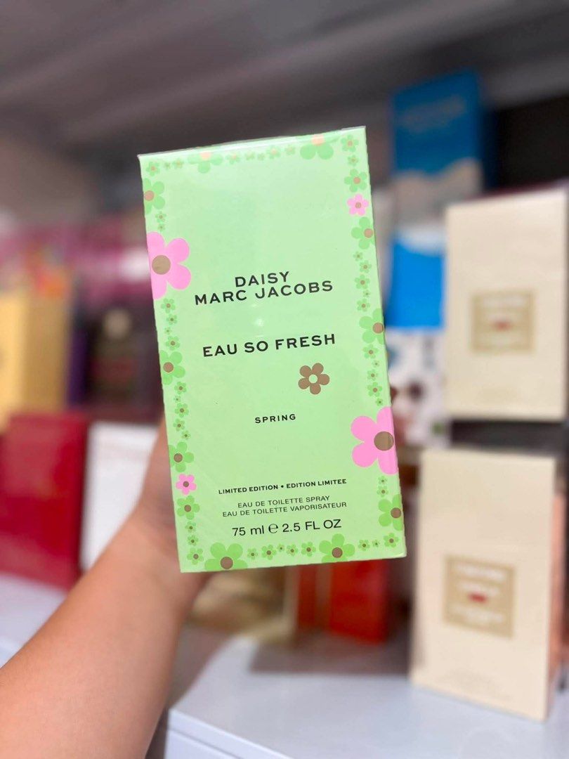 DAISY MARC JACOBS EAU SO FRESH SPRING (Category: Fragrance & Deodorants) located in Quezon City. Submitted by embereshop2 (Listing ID 1462792050, Image 1). Description: 📌Please read the last image carefully - all details are already provided. ❗️Offers below the regular price will no longer be entertained. Thank you for understanding. 💰 Mode of Payment (MOP): GCash 📦 Mode of Delivery (MOD): • Lalamove (Same-day delivery) • J&T Express (1–2 days