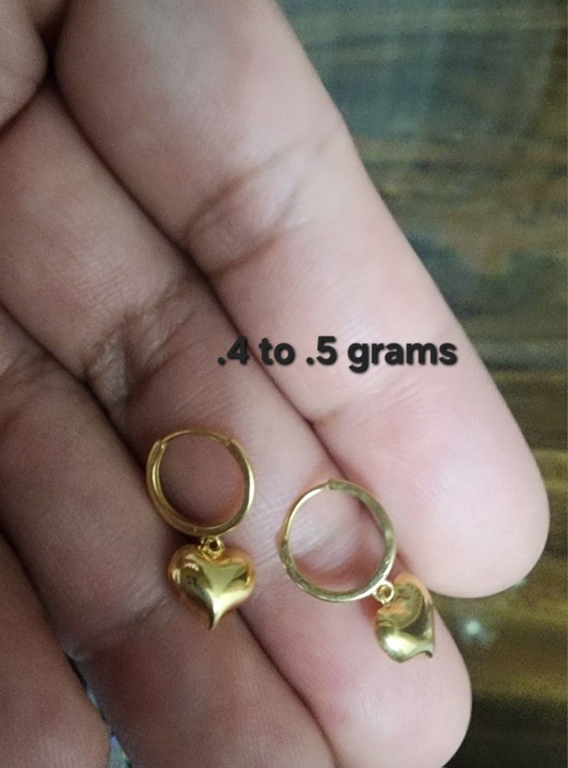 DANGLE HOOPS HEART EARRINGS (18K GOLD) (Category: Earrings) located in Manila. Submitted by chrinathalie (Listing ID 1462793842, Image 2). Description: real 18k gold earrings sold per iten and not per gram.