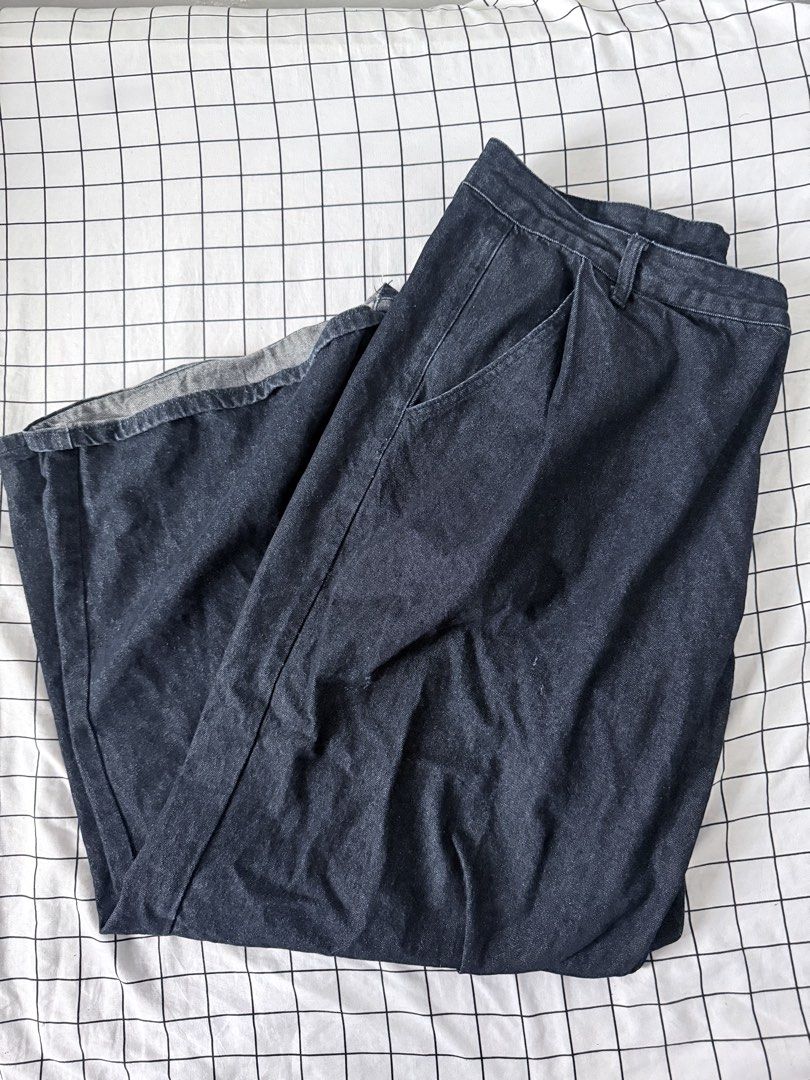 Dark Wash Wide Leg Jeans (Category: Jeans) located in Quezon City. Submitted by sellantroe (Listing ID 1462777352, Image 1). Description: - Plus size - Dark wash denim jeans - Wide leg cut - Front pockets - Classic and simple style - Ideal for casual wear - Versatile wardrobe staple.