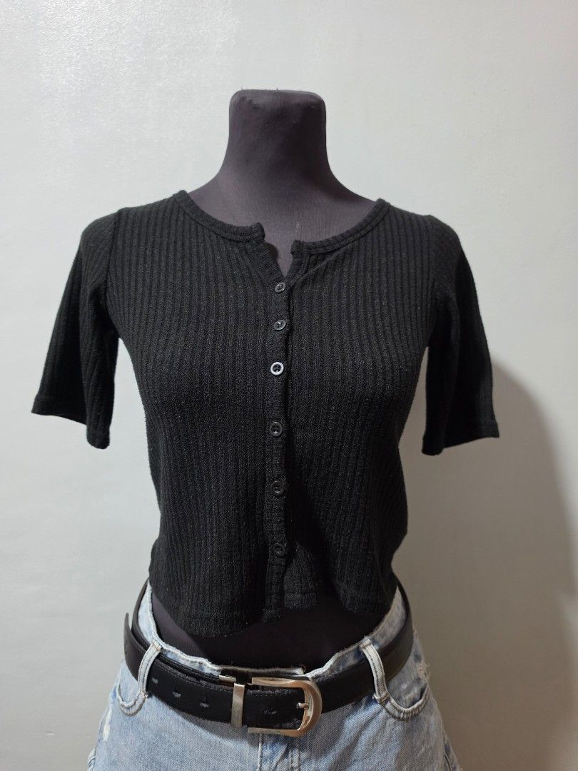 DAZY Black Ribbed Button-Up blouse Size S (Category: Others Tops) located in Paranaque City. Submitted by franinnashop (Listing ID 1462687486, Image 1). Description: - Brand: DAZY - Color: Black - Style: Ribbed top - Features: Button-up front, shortsleeves - Fit: Size S - Styling Tip: Looks great paired with jeans - Occasion: Comfortable and versatile for everyday wear declutter small paranaque .