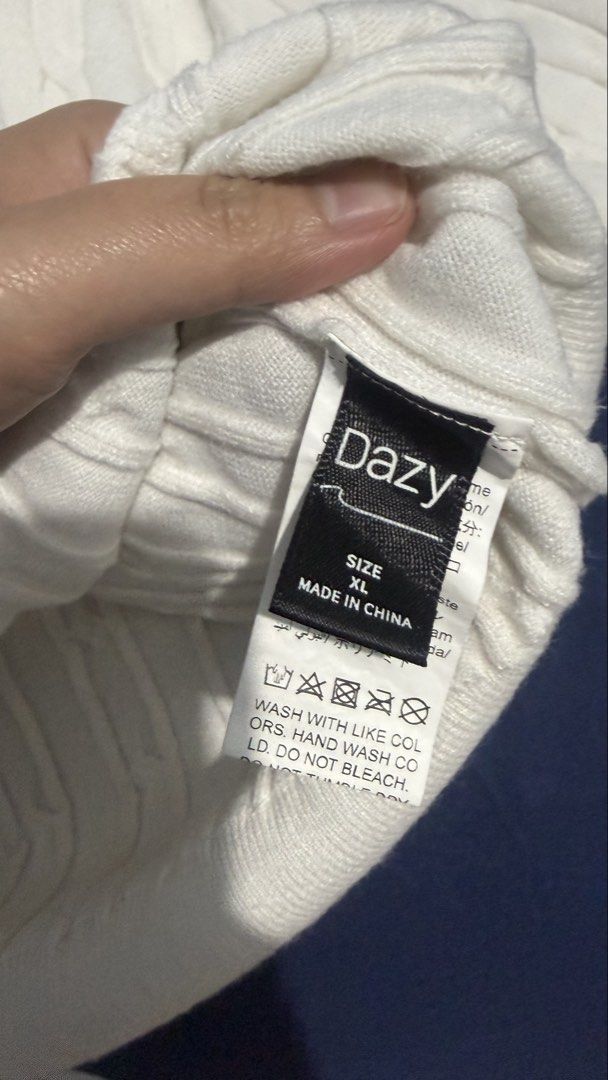 Dazy Polo Shirt (Category: Shirts) located in Quezon City. Submitted by dinesaur (Listing ID 1462824112, Image 2). Description: .