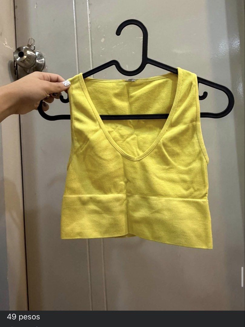 Declutter (Category: Blouses) located in Manila. Submitted by montbellgem1225 (Listing ID 1462723997, Image 3). Description: CHECK UNDER PHOTO FOR PRICE SIZE BRAND AND HOW MANY TIMES USED.