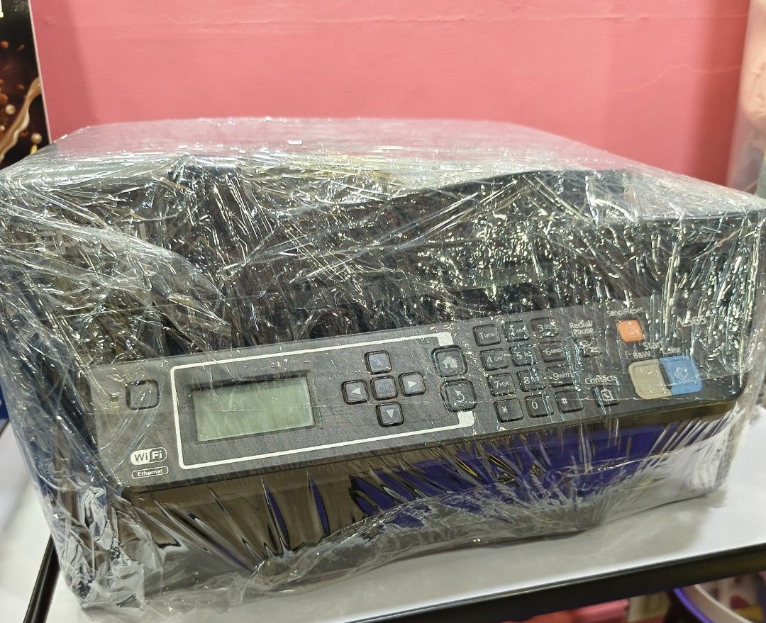 Defective Printer - Epson L565 (Category: Printers, Scanners & Copiers) located in Quezon City. Submitted by odiecs (Listing ID 1462852372, Image 2). Description: Defective Epson Printer Model: L565 Needs repair - With power, needs reset and replace rollers Body in good condition - no damage except the paper feeder but still can be used. Loc: Sauyo QC.