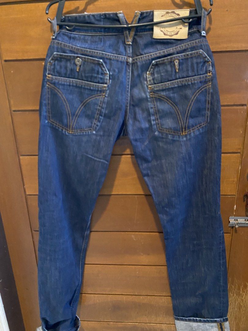 D&G Audacious Denim Jeans (Category: Jeans) located in Manila. Submitted by pureearth_866d1c (Listing ID 1462697413, Image 2). Description: - Authentic Dolce & Gabbana (D&G) Jeans - Style Name: Audacious - Dark Wash Denim - Features '1994' Tag - Button Fly Closure - Two Back Pockets with Flap and Button Closure - Unique Stitching Details - Size: Medium (M) - A great pair of statement jeans!.
