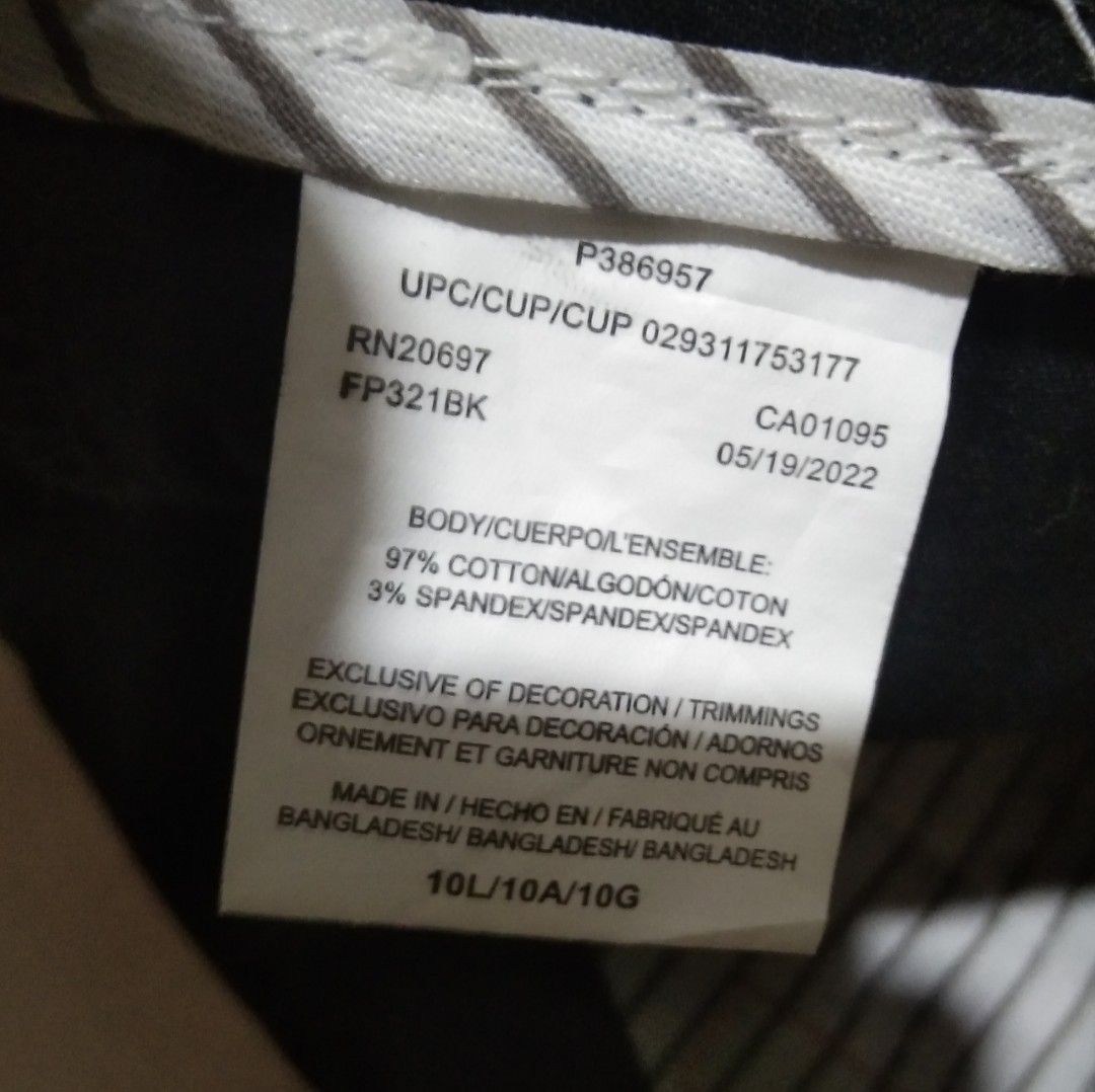 Dickies Black Work Pants "Crafted for Women" (Category: Other Bottoms) located in Quezon City. Submitted by aljonbermu25659 (Listing ID 1462686294, Image 3). Description: - Black Dickies work pants - Crafted for Women - Size 10L/10A/10G - Material: 97% Cotton, 3% Spandex - Ideal for everyday wear or work.