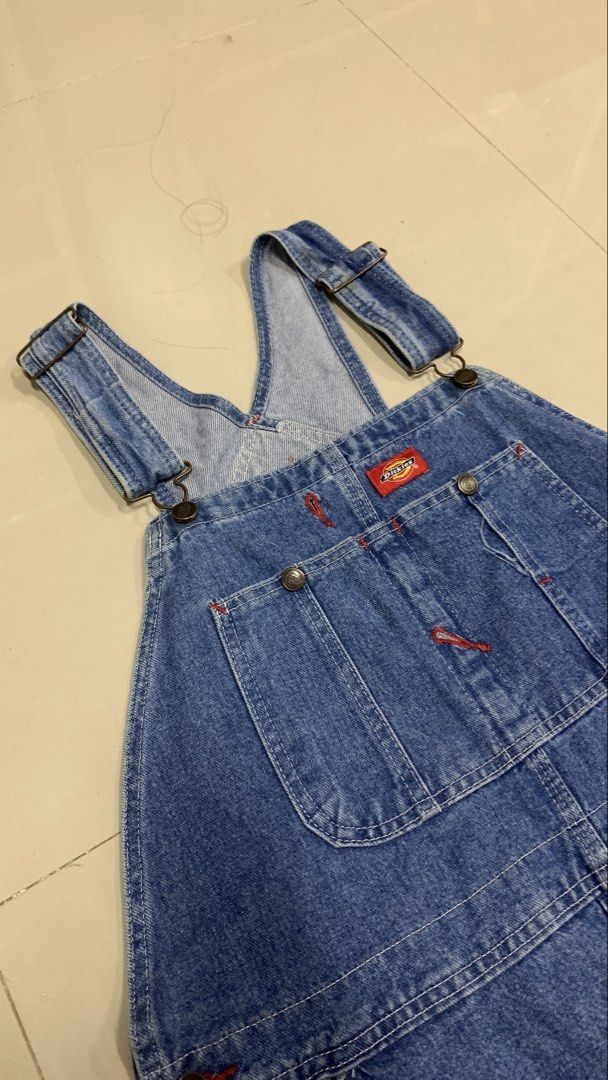 Dickies Denim Jumper 34x30 (Category: Sets & Coordinates) located in Manila. Submitted by end.user.ph (Listing ID 1462859209, Image 3). Description: Dickies Denim Jumper 34x30 870 ☎️0975 033 4913.