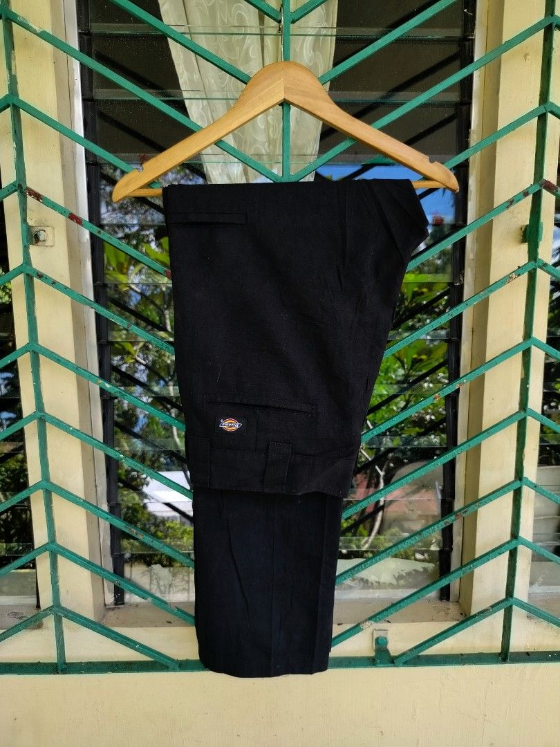 Dickies Slim Taper Black Pants 36x32 (Category: Jeans) located in Manila. Submitted by virgiliosa38485 (Listing ID 1462840540, Image 1). Description: - Dickies Slim Taper Pants - Color: Black - Size: 36x32 - Origin: Made in Honduras - Style: Classic workwear - Features: Durable fabric, multiple pockets - Ideal for: Everyday wear or work.