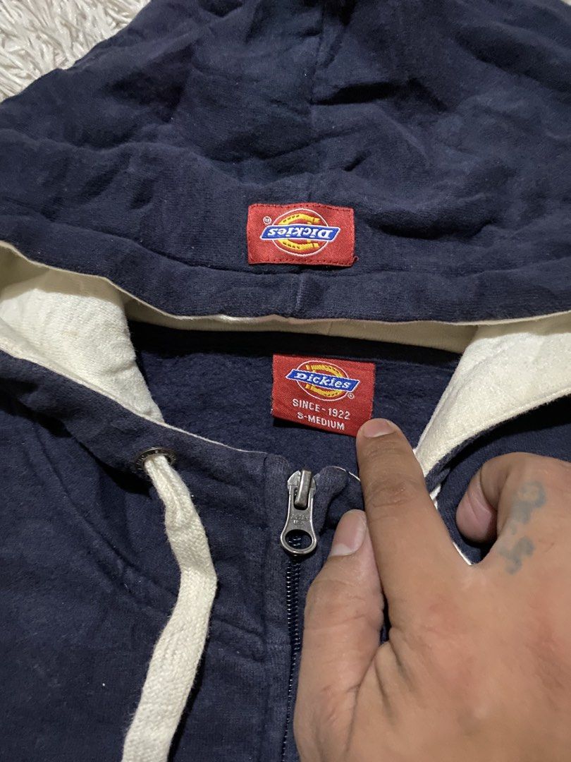 Dickies Zipper jackets (Category: Coats, Jackets and Outerwear) located in Malaybalay. Submitted by marjurielo67547 (Listing ID 1462751280, Image 2). Description: .