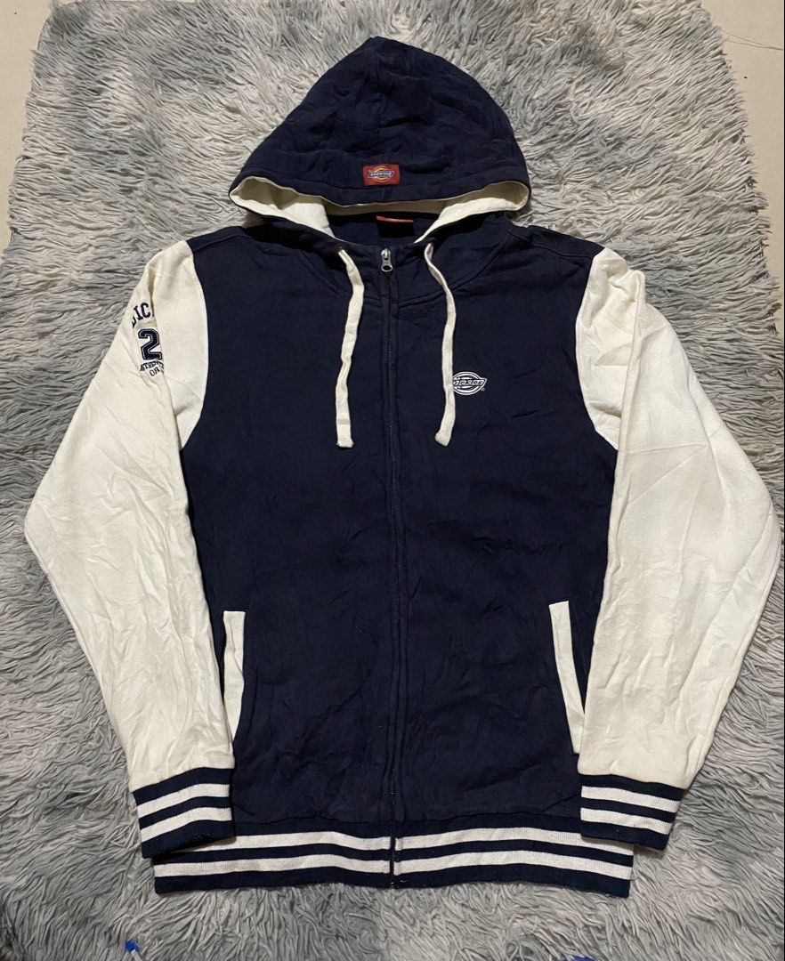 Dickies Zipper jackets (Category: Coats, Jackets and Outerwear) located in Malaybalay. Submitted by marjurielo67547 (Listing ID 1462751280, Image 1). Description: .