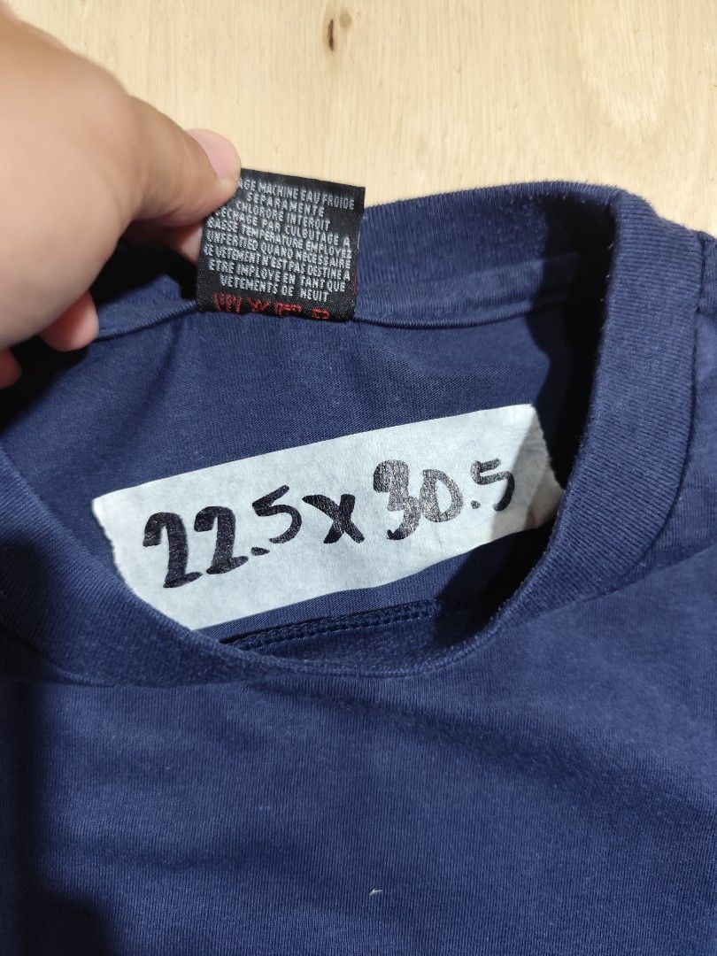 Diesel USA Authentic Dept. Technology T-Shirt (Category: Tshirts & Polo Shirts ) located in Cebu City. Submitted by icoolectnsellect (Listing ID 1462735436, Image 3). Description: - Issue may tape nadikit - Navy blue Diesel t-shirt - Features 'Diesel USA Authentic Dept. Technology' graphic print - Approximate measurements: 22.5 inches wide x 30.5 inches long - Perfect for casual everyday wear.