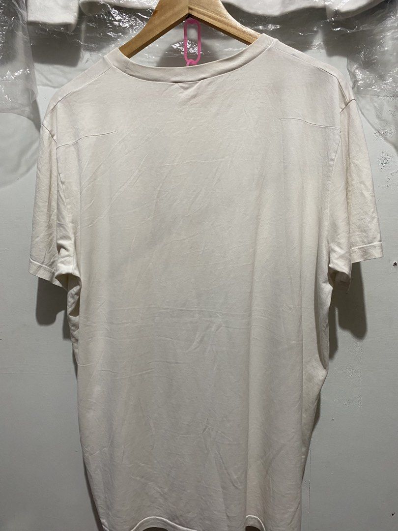 DIOR BEE (Category: Luxury Apparel) located in Rizal. Submitted by thrift.cartel (Listing ID 1462867573, Image 2). Description: AUTHENTIC.