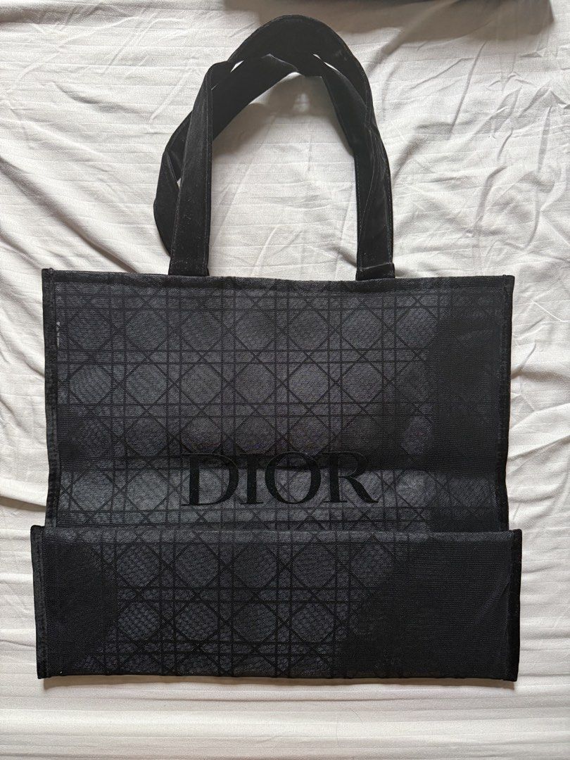 Dior Black Mesh Tote Bag (Category: Tote Bags) located in Angeles City. Submitted by decluttering.kimmmyyy (Listing ID 1462725755, Image 2). Description: Brandnew Feel free to ask for additional photos of the item Rfs: Decluttering.