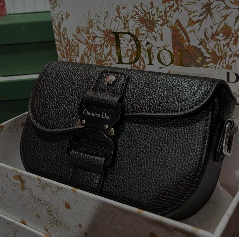 DIOR Saddle Bag (Category: Sling Bags) located in Taguig. Submitted by xbeua (Listing ID 1462859862, Image 2). Description: DM me if you are interested, TY !.